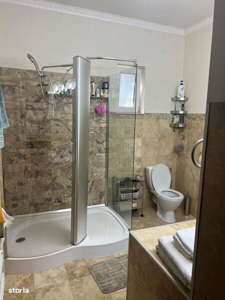 Piata Constitutiei, vanzare apartament 3 camere in vila.